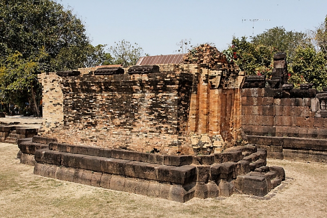 04-Prasat Sa Kamphaeng Yai-018